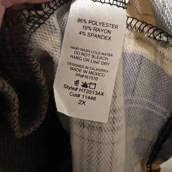 NWT Women’s Boutique Shirt - Picture 5 of 9